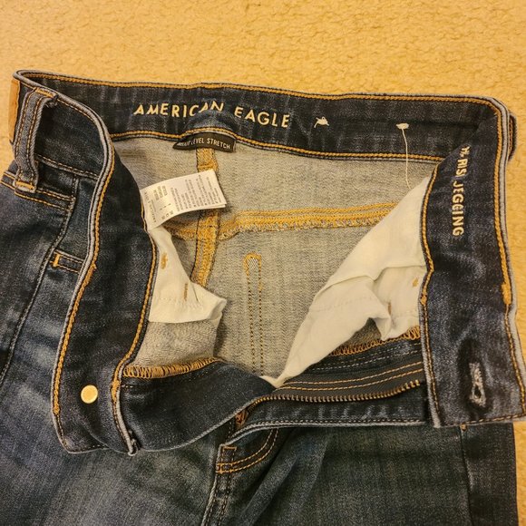 American Eagle skinny jeans - Picture 3 of 4